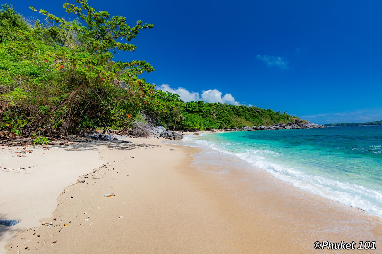 🏖️ Пляж Сангчай — Тихий пляж для медитации