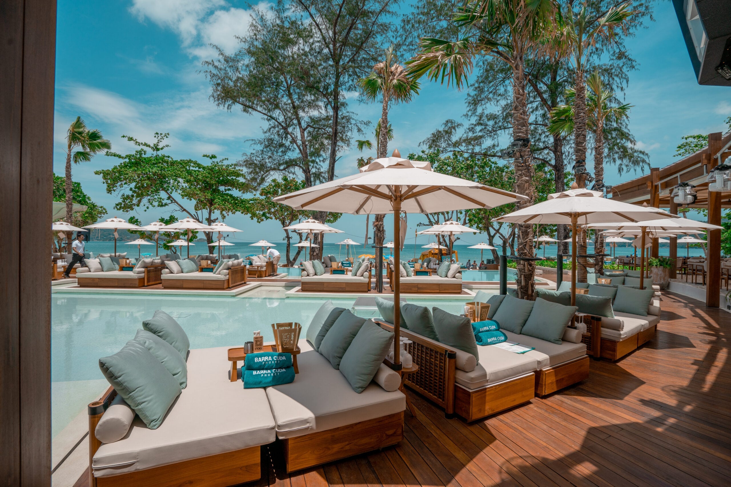 Barracuda Beach Club