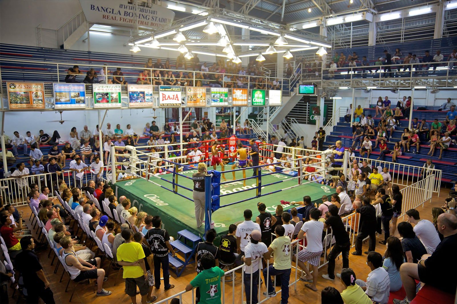 Бокс-стадион Бангла — Bangla Boxing Stadium