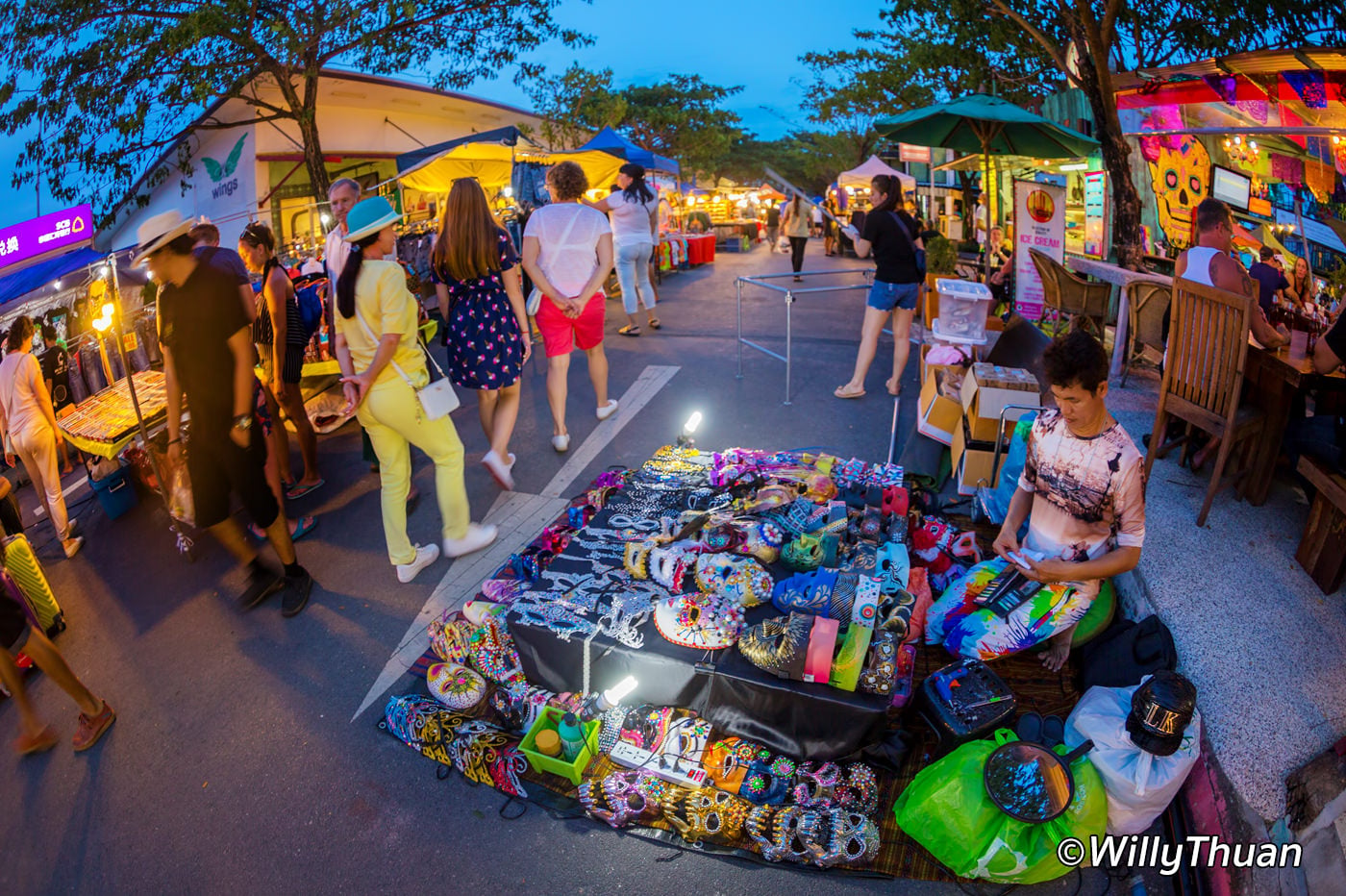 Bangtao Night Market — Маркет у Boat Avenue