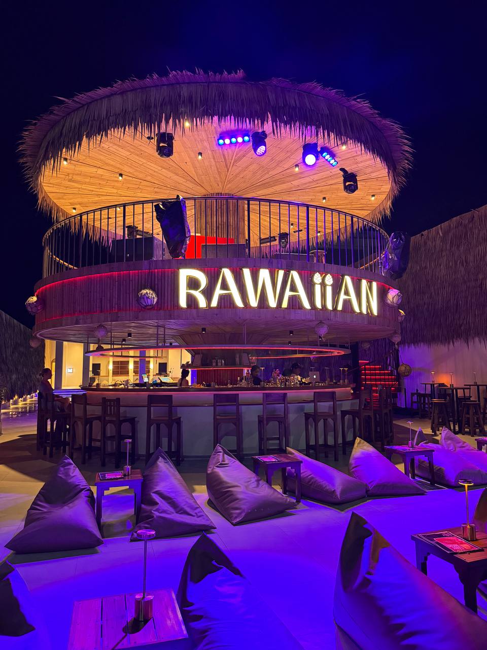 Rawaiian Beach Club & Bar — Тики-бар на Rawai
